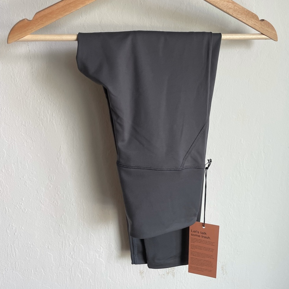 NWT Girlfriend Collective Smoke (Gray) 23 3/4 Length High Rise Leggings Small